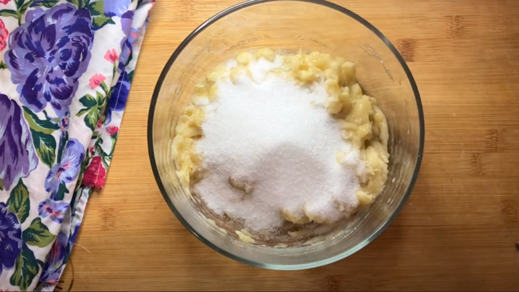 white sugar in banana bread