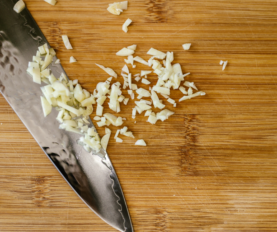chopped garlic